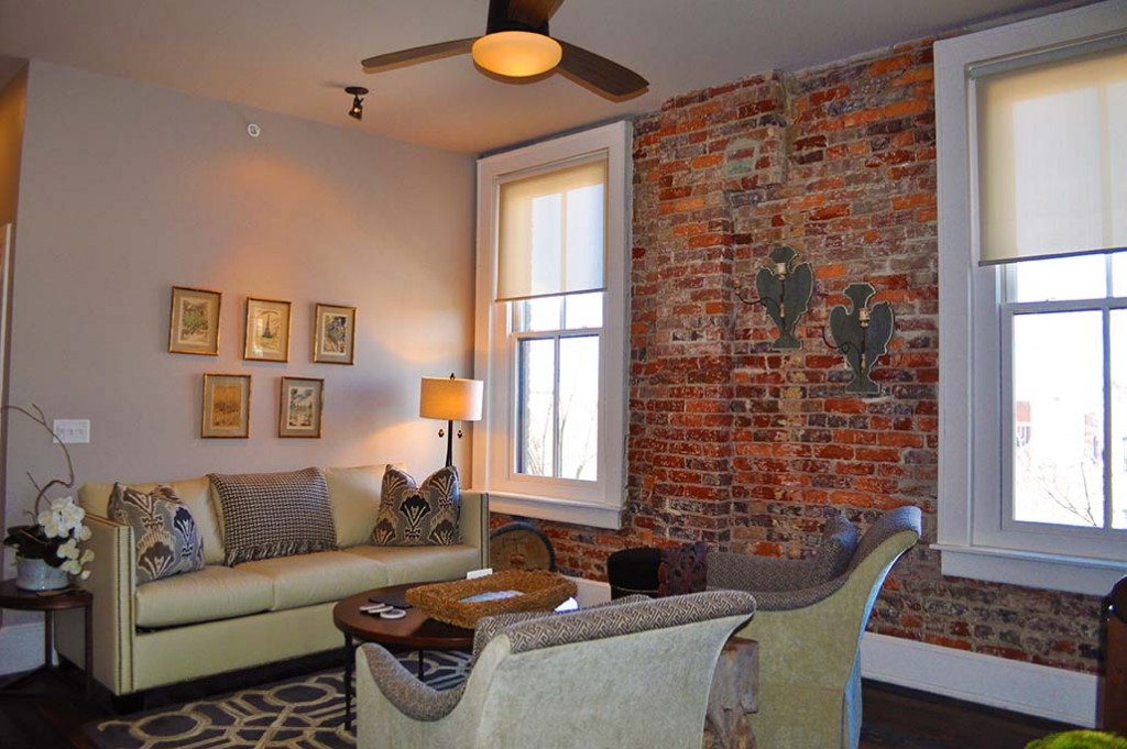 Sitting room in suite at Windsor Boutique Hotel in Asheville. Photo: Carolyn Burns Bass